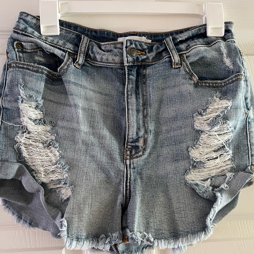 Oasis by Eunina, distressed high low shortie, size medium, denim short